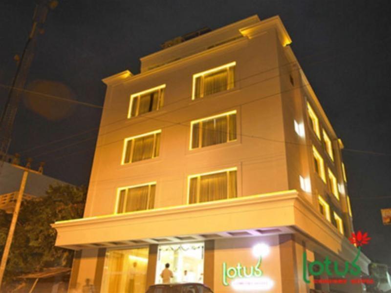 Lotus Comfort - A Pondy Hotel Puducherry Exterior foto